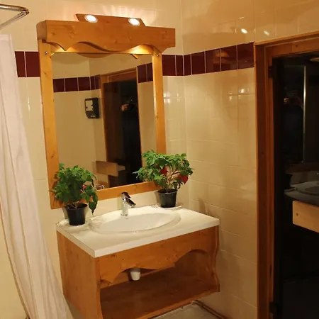 Saboia B32 Cles Blanches Courchevel